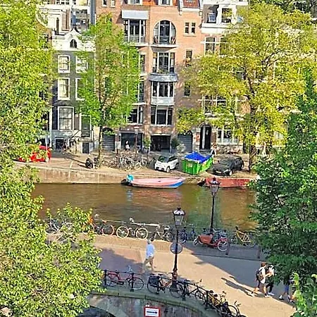 招待所 Canal House The Tannery 4*