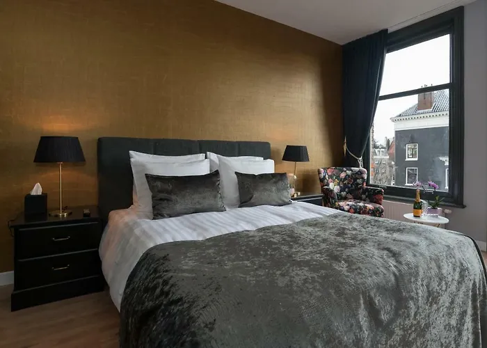 Canal House The Tannery Гостевой дом Амстердам